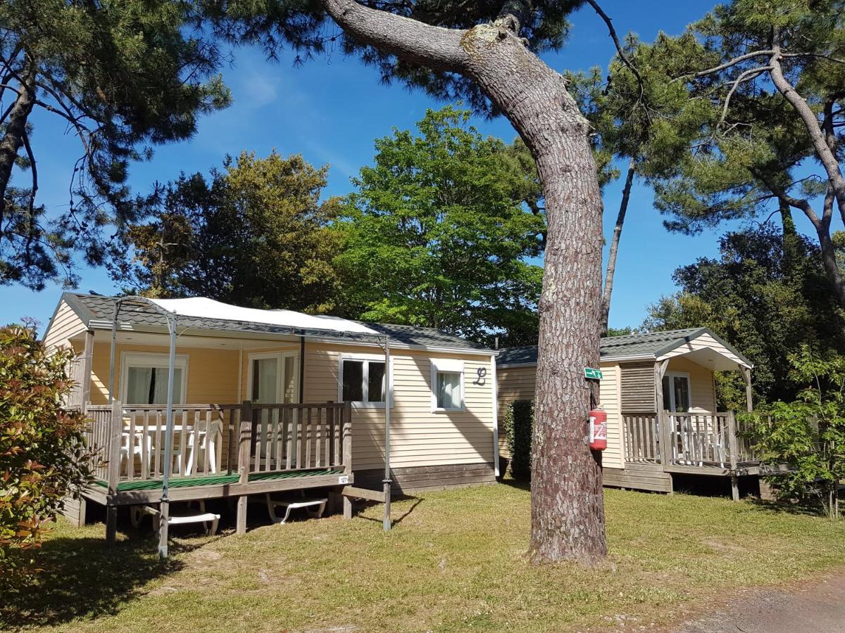 ホテル Camping Le Puits De L'Auture サン・パレ・シュル・メール エクステリア 写真