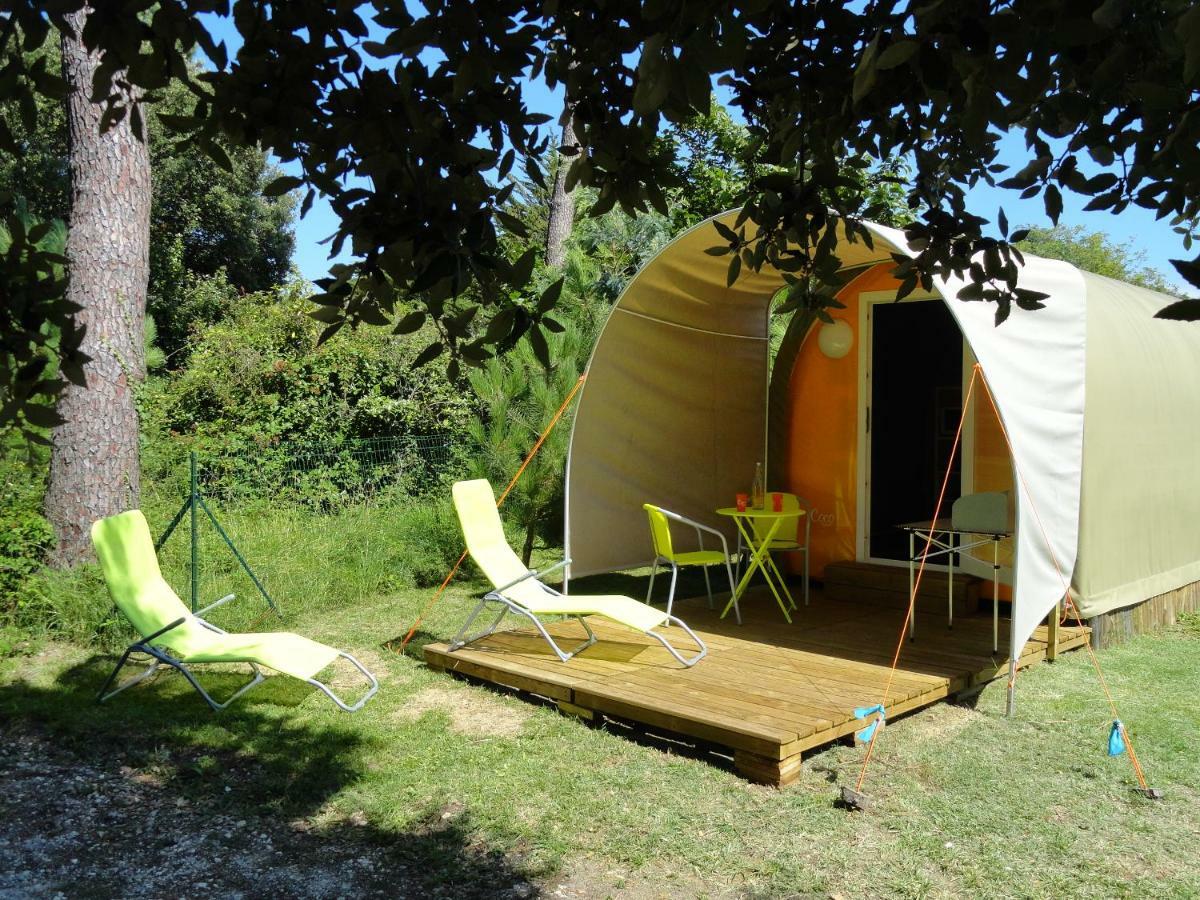 ホテル Camping Le Puits De L'Auture サン・パレ・シュル・メール エクステリア 写真